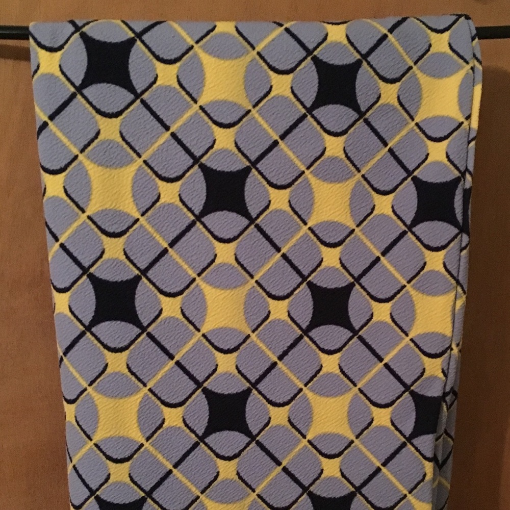 LuLaRoe Cassie Skirt.
